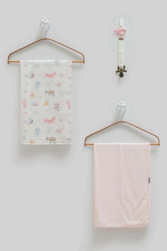 2 Baby Blankets and Pacifier Holder